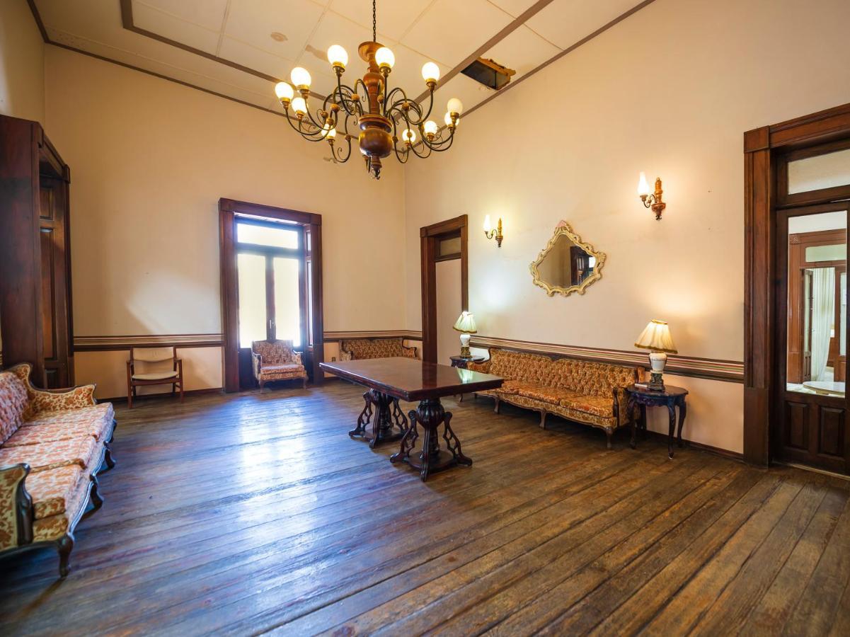 Hotel Meson Del Obispado Керетаро Екстер'єр фото